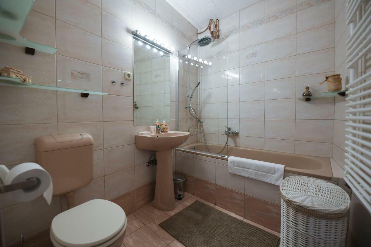 에게르 Moretti Apartman 아파트 외부 사진